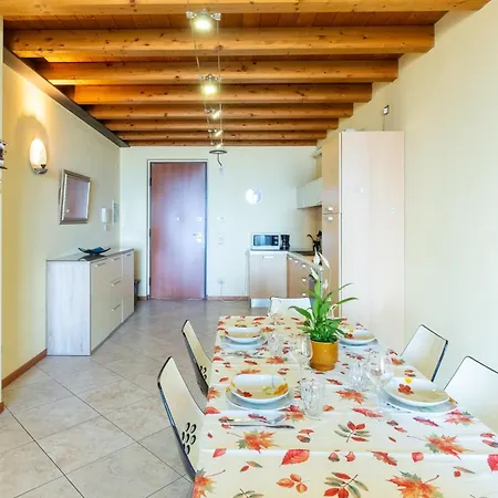 アパート Miragarda *