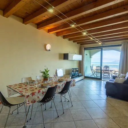 Miragarda * ペスキエーラ・デル・ガルダ