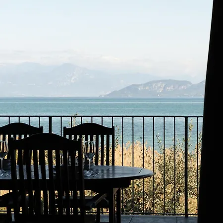 Miragarda * ペスキエーラ・デル・ガルダ