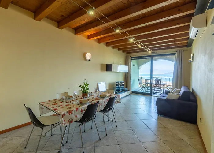 Miragarda * Πεσκιέρα ντελ Γκάρντα